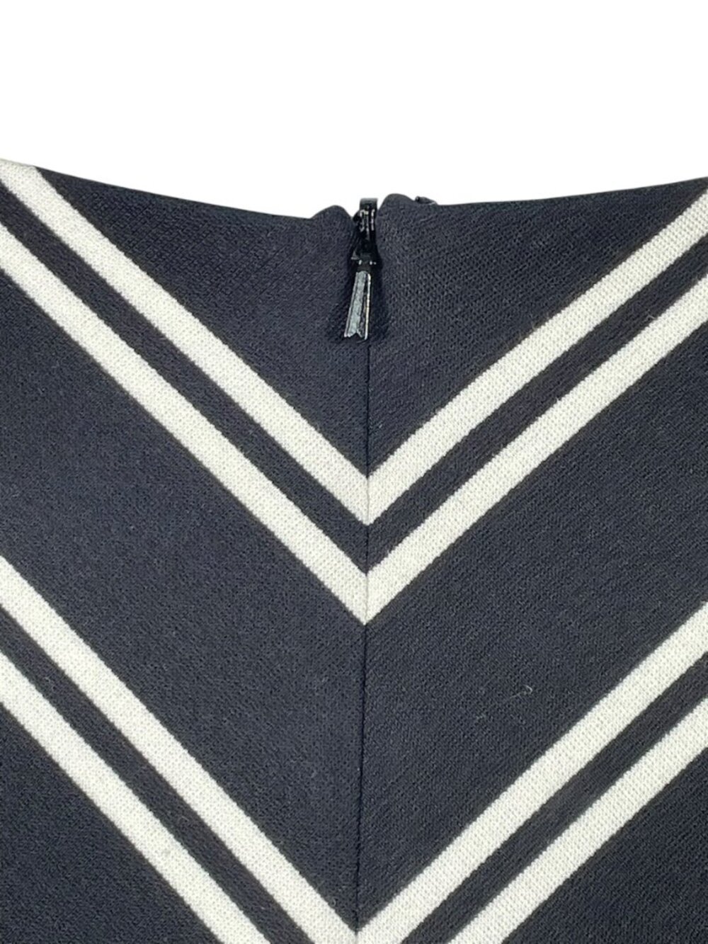 Hobbs London Harris Dress NWT US 14 Black Ivory Chevron Stripe Sheath UK 18 - Picture 6 of 12